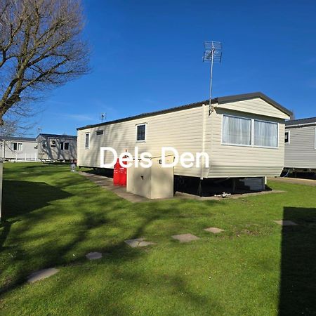 Del'S Den Lakeside Weeley Bridge Екстер'єр фото