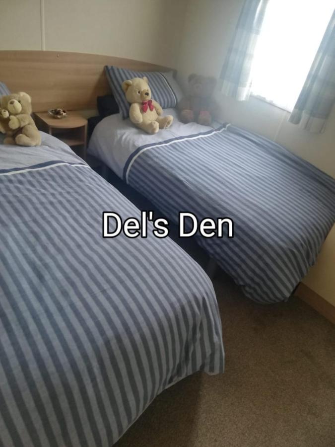 Del'S Den Lakeside Weeley Bridge Екстер'єр фото